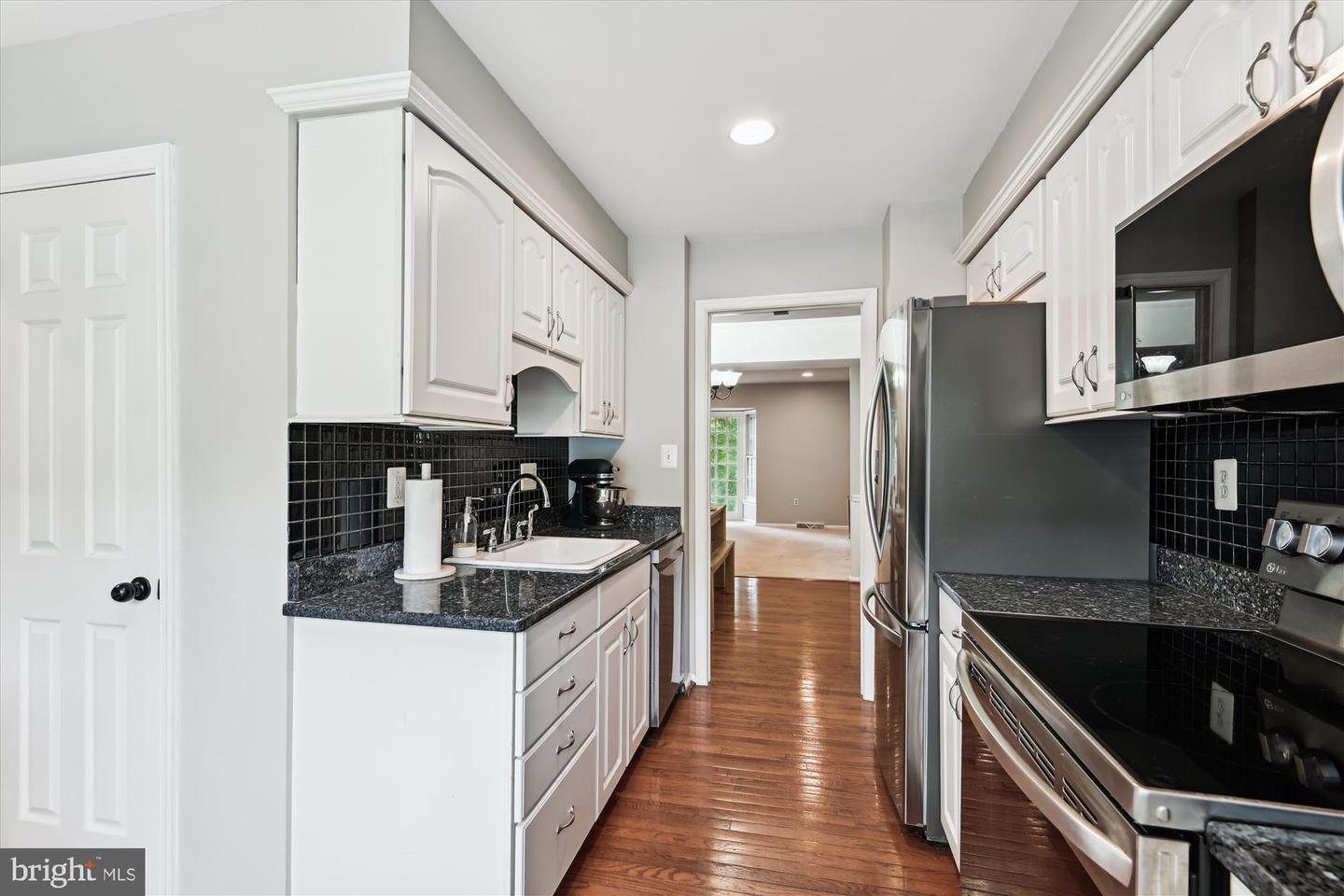 Property Photo: 502 Bay Dale Court 74 MD 21012