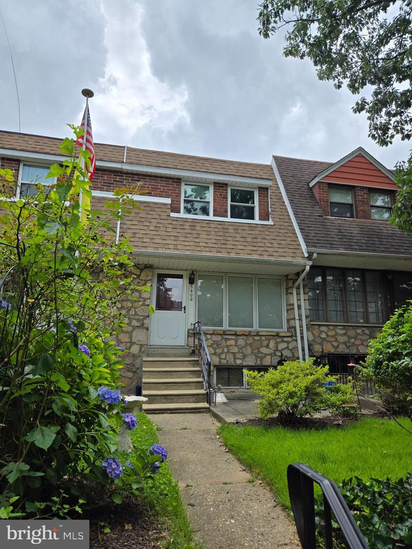 5408 Vicaris Street  Philadelphia PA 19128 photo