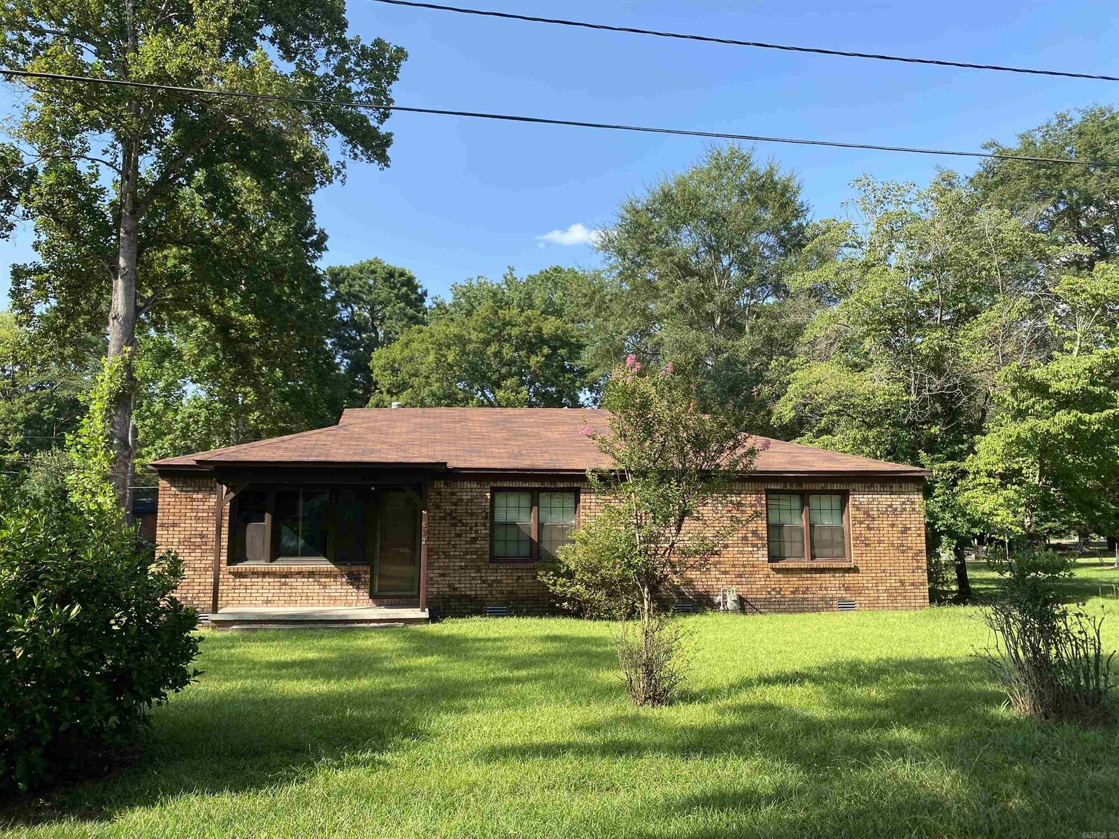 Property Photo:  822 Waco St.  AR 71701 