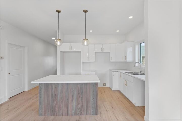 Property Photo: 18 Rue Du-Mi-Ro Street MB R0A 1T0