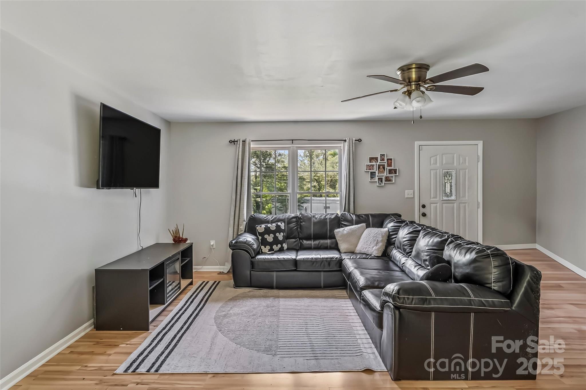 Property Photo: 1631 Berkley Street SW NC 28645