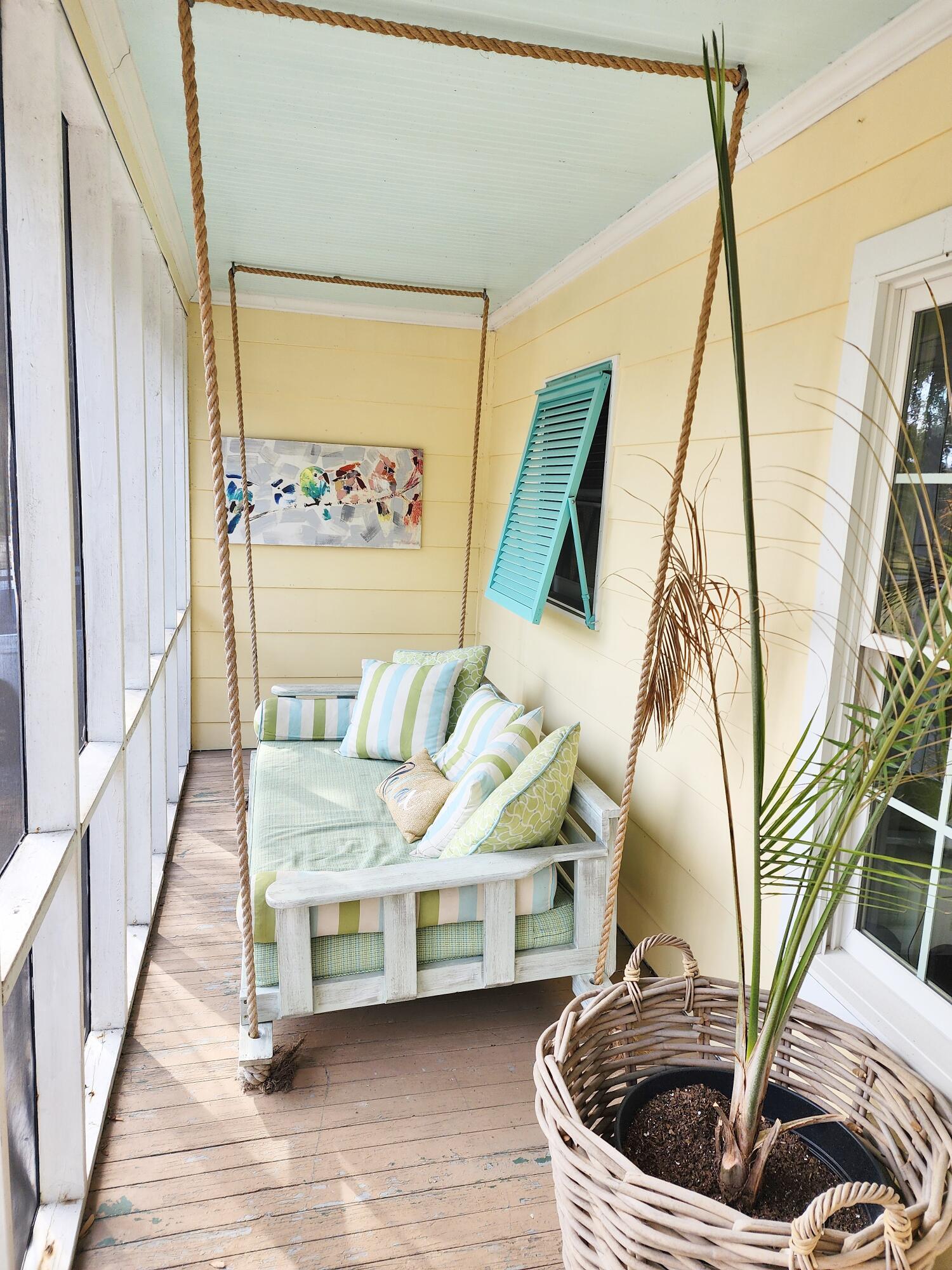 Property Photo: 504 E Cooper Avenue SC 29439