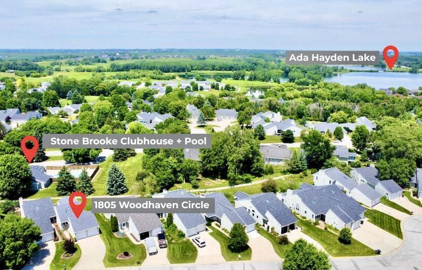 Property Photo: 1805 Woodhaven Circle IA 50010