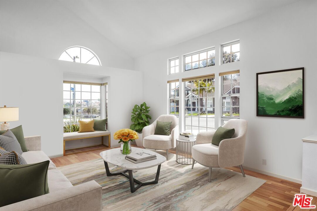 Property Photo: 8319 Berger Ave CA 90293