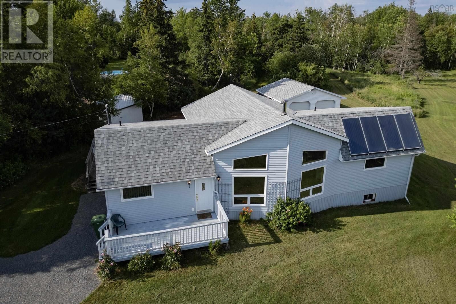 Property Photo: 9525 Highway 6 NS B0K 1L0
