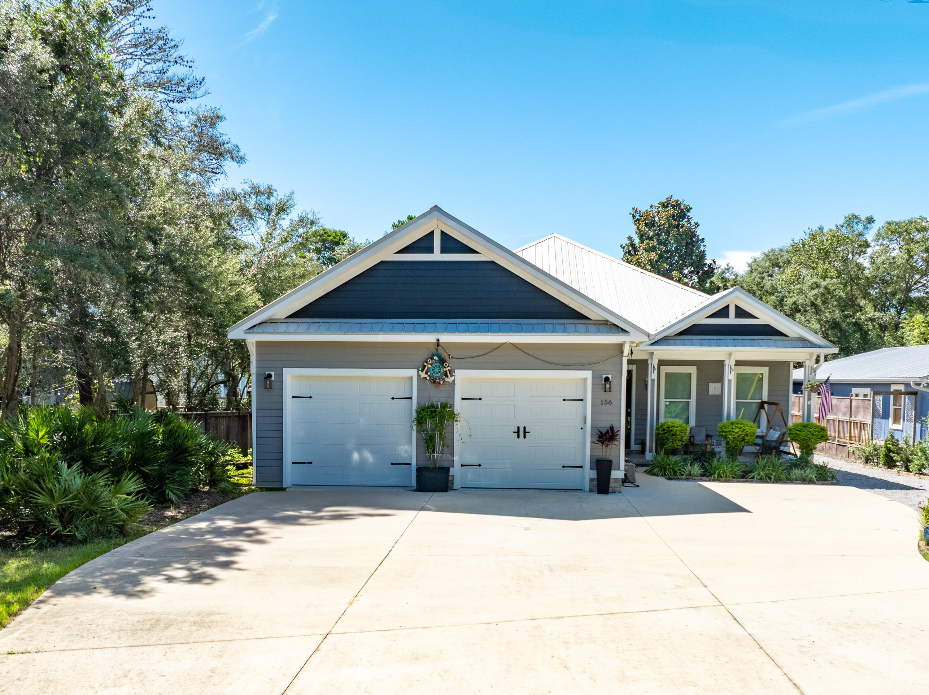 Property Photo: 156 N Bishop Road FL 32459