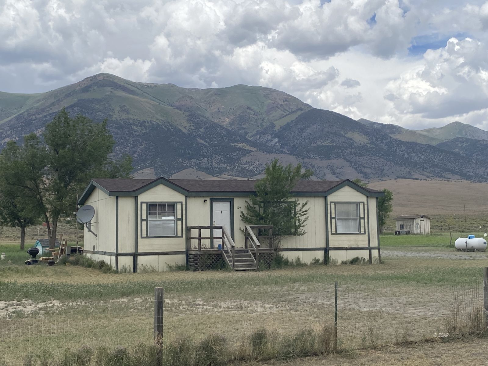 Property Photo: 103-109 Gillman Circle NV 89310