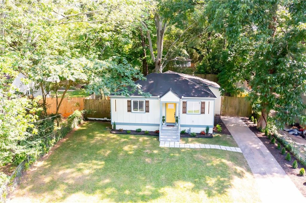 Property Photo: 1294 Almont Drive SW GA 30310