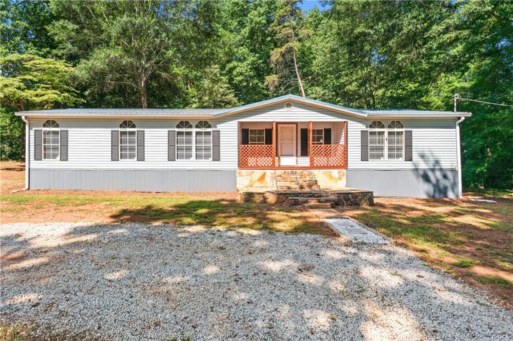 Property Photo: 357 Red Oak Road GA 30558