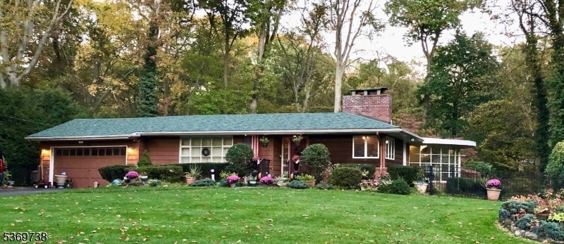 Property Photo: 73 Plymouth Rd NJ 07642