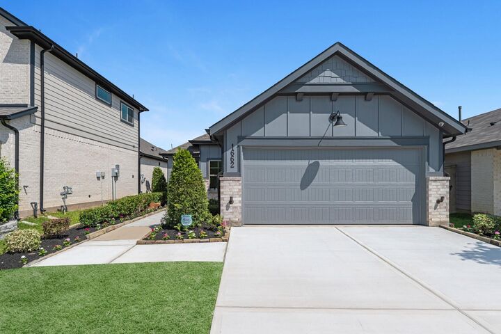 Property Photo:  1662 Portia Lane  TX 77301 