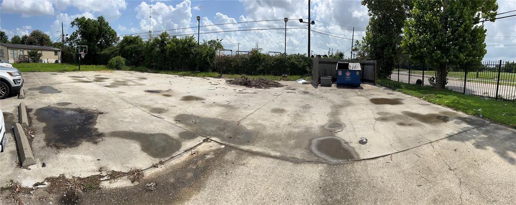 Property Photo:  1728 Little York Road  TX 77093 