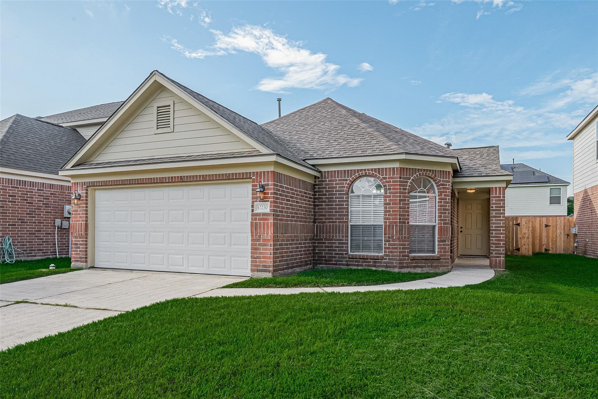 Property Photo: 12230 Hawthorne Hill Circle TX 77346