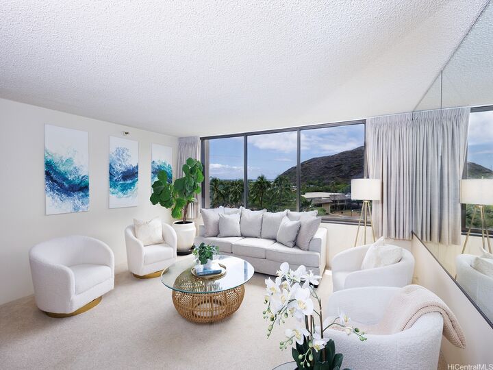Property Photo:  555 Hahaione Street 5C  HI 96825 