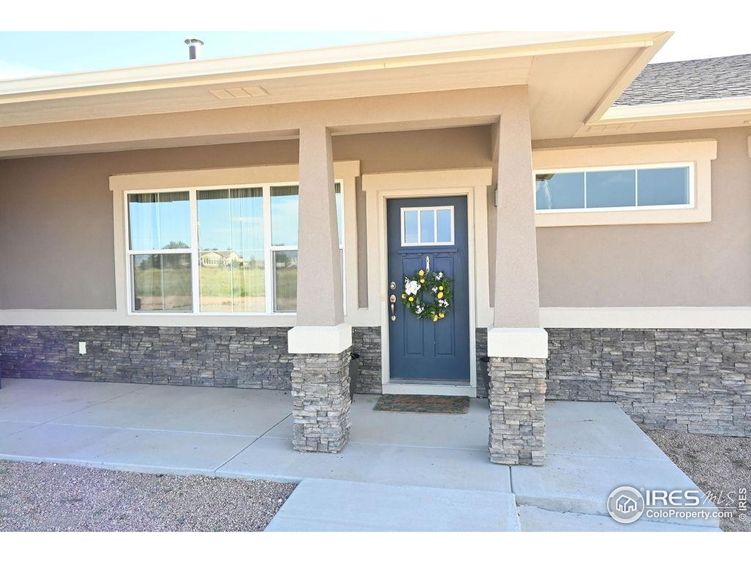 Property Photo: 730 E Alameda Ct CO 81007