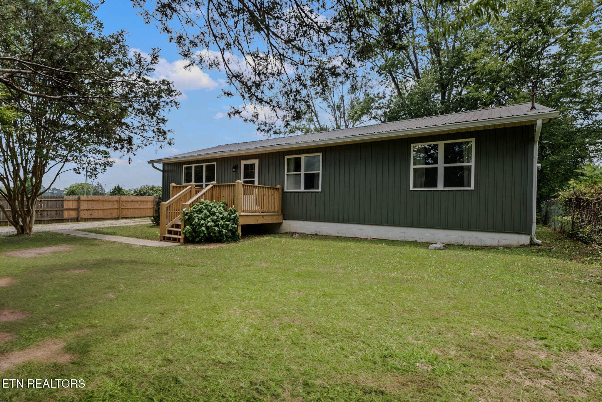 Property Photo: 732 Paint Rock Ferry Rd TN 37763