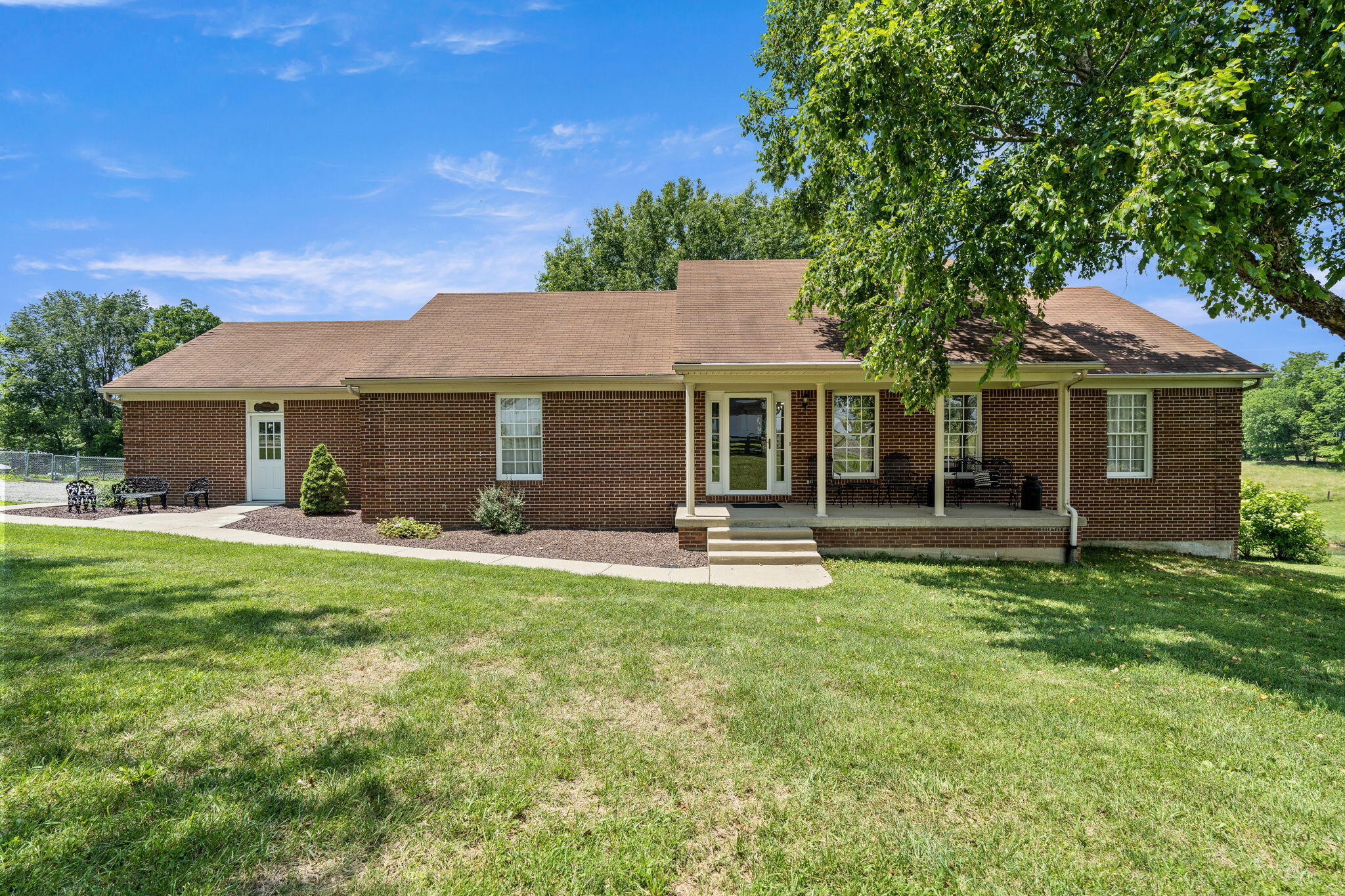 Property Photo: 2714 Pea Ridge Road KY 40076