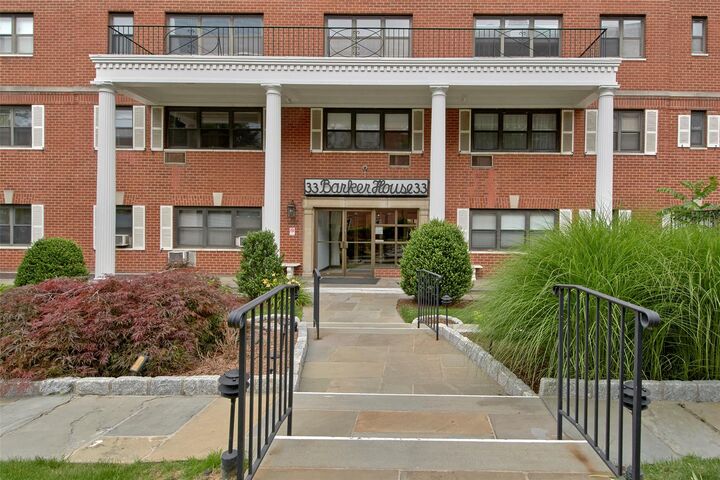 Property Photo: 33 Barker Avenue 6K NY 10601