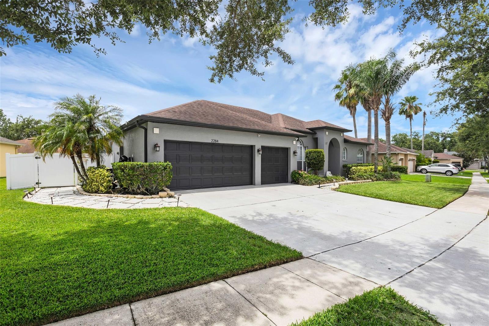 Property Photo: 2284 Blackjack Oak Street FL 34761