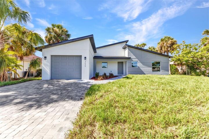Property Photo: 3435 W Price Boulevard FL 34286
