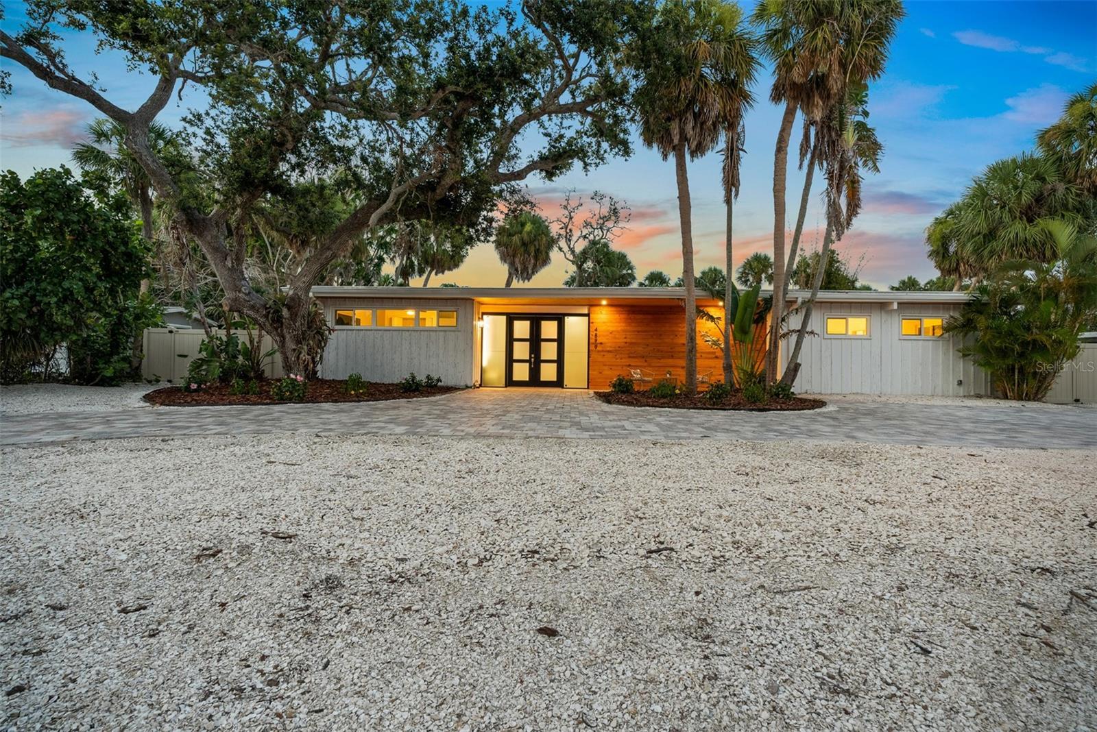 Property Photo: 4879 Commonwealth Drive FL 34242