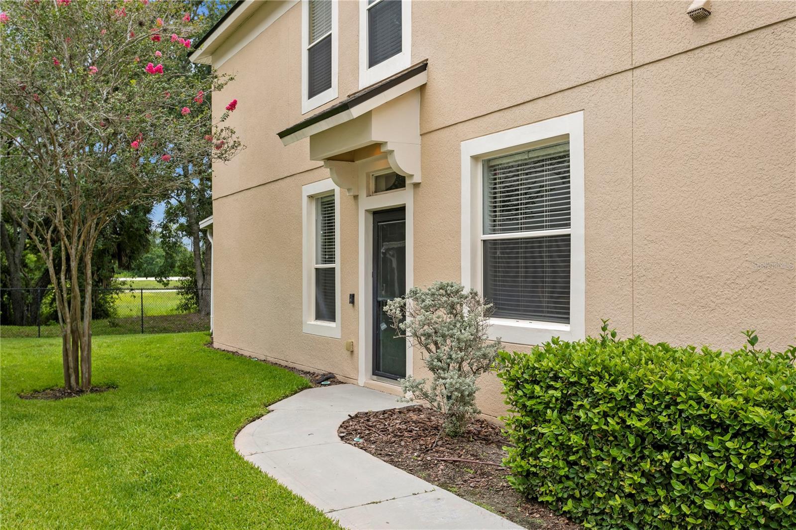 Property Photo: 4715 Barnstead Drive FL 33578