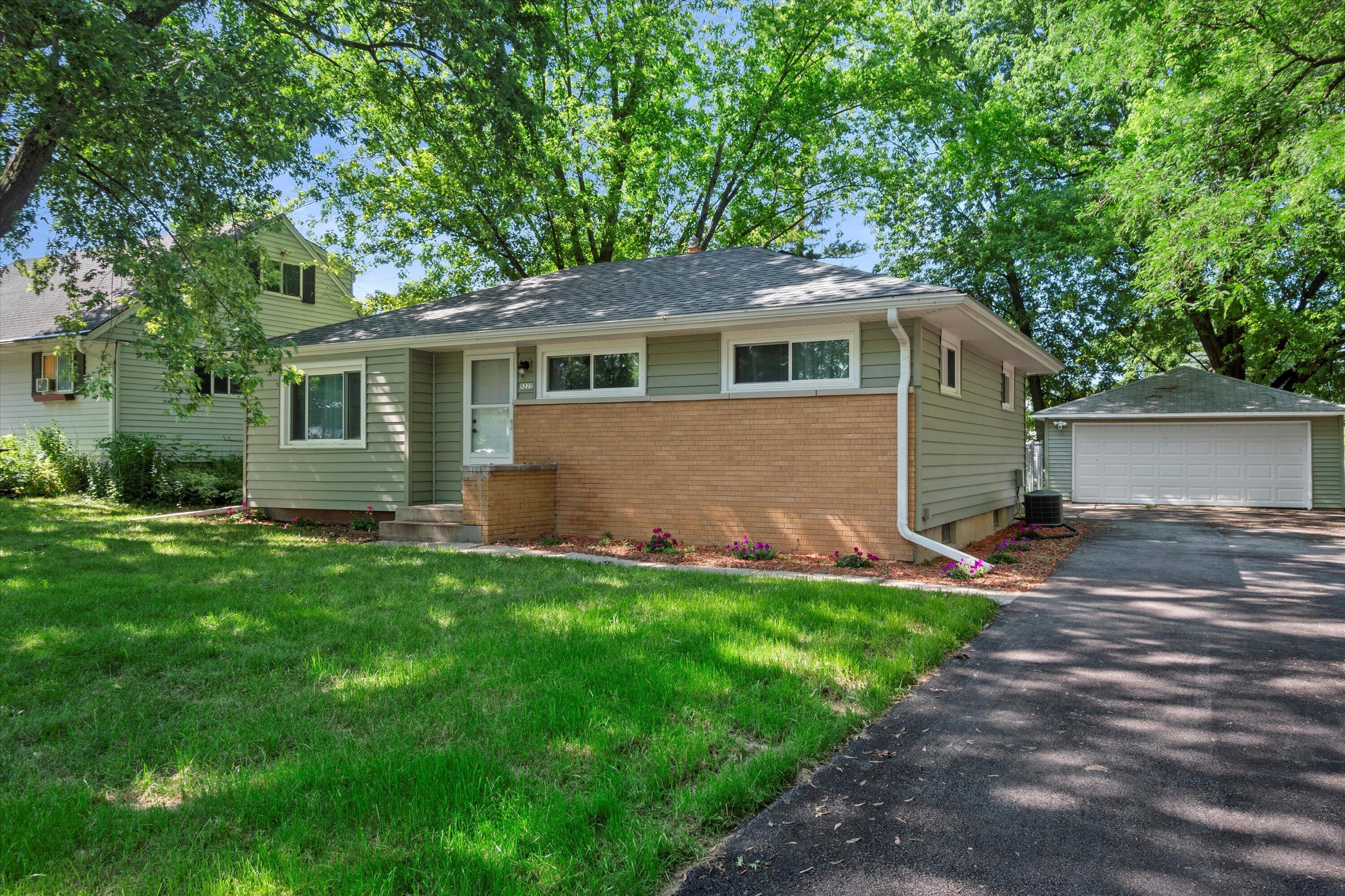 Property Photo: 5222 W Hemlock Rd WI 53223