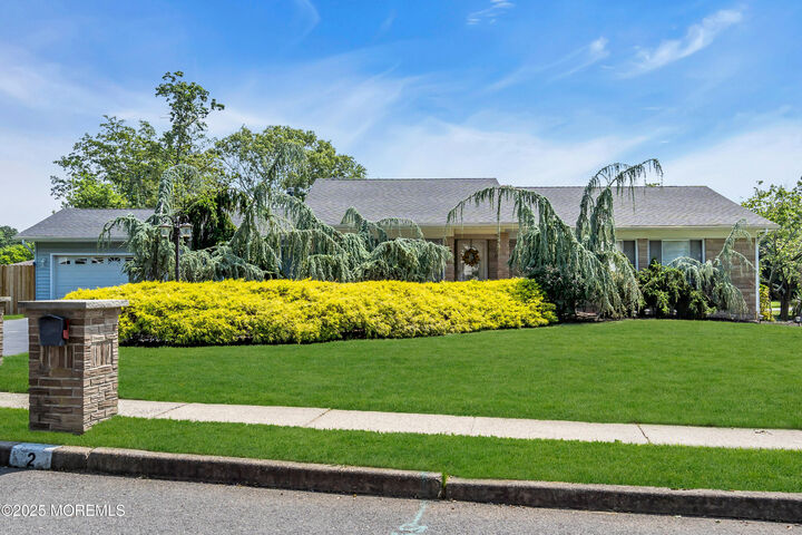 2 Apache Drive  Toms River NJ 08753 photo