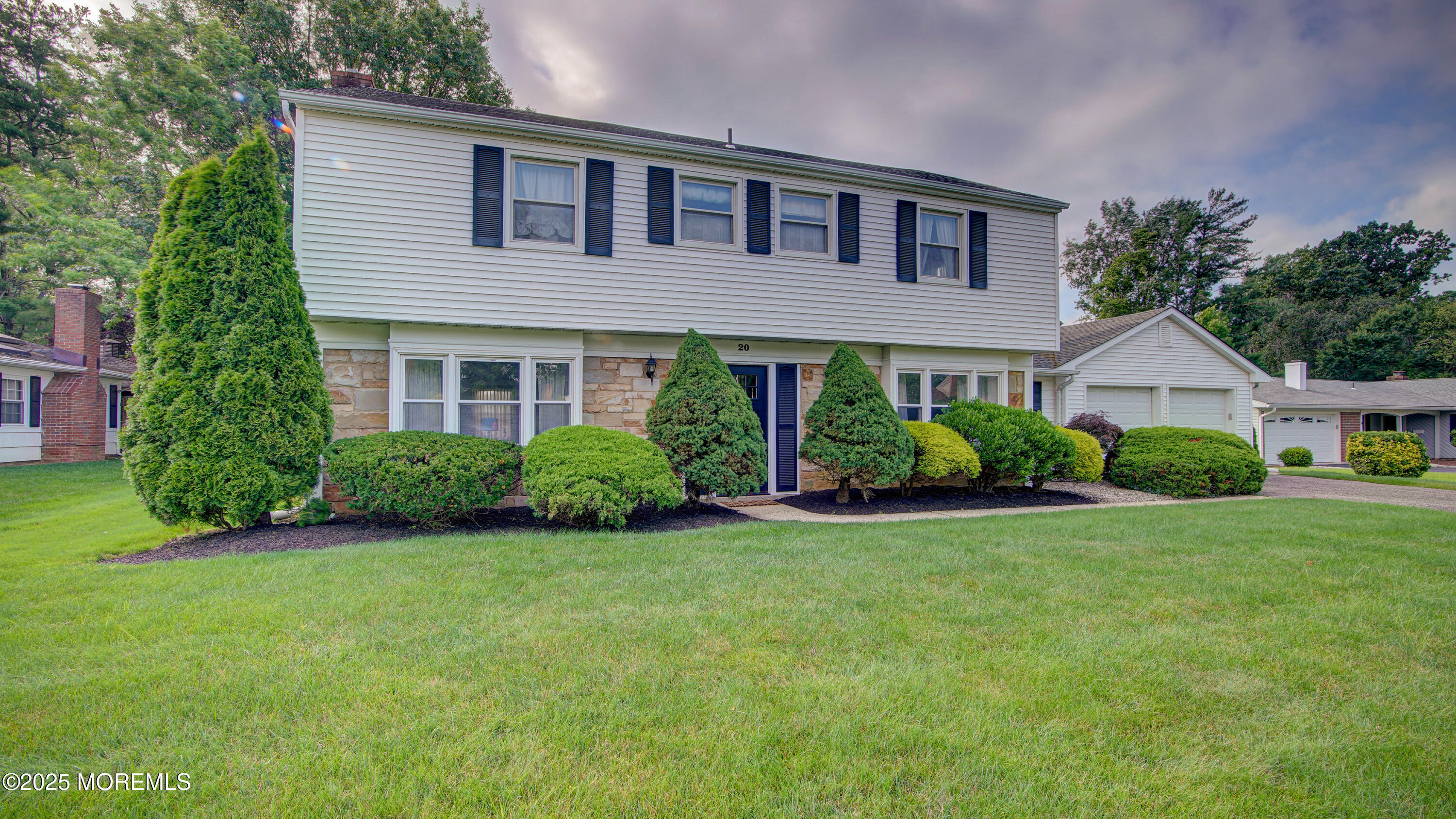 Property Photo: 20 Kenwood Lane NJ 08857