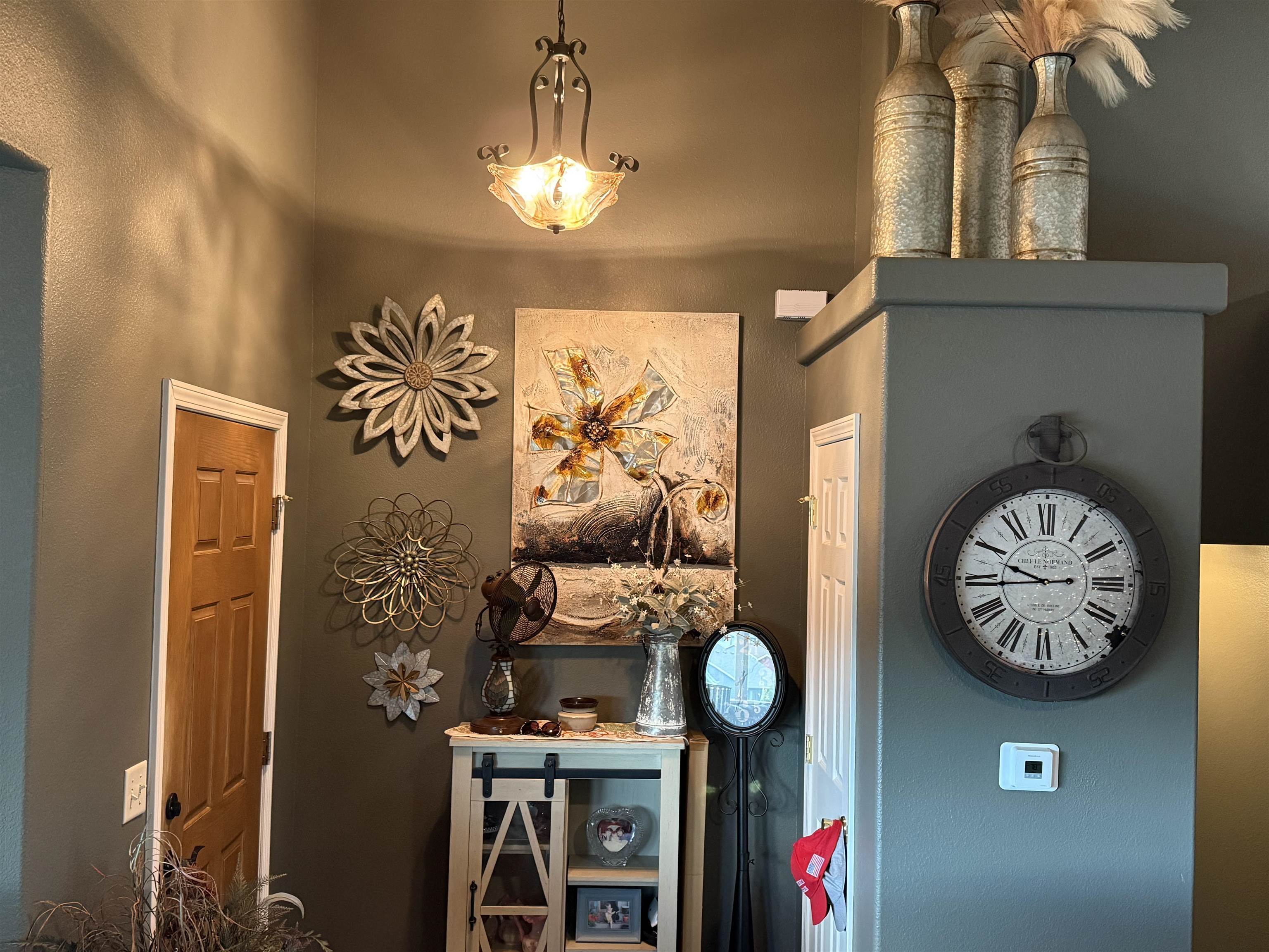 Property Photo: 6647 Cambridge Place SD 57718