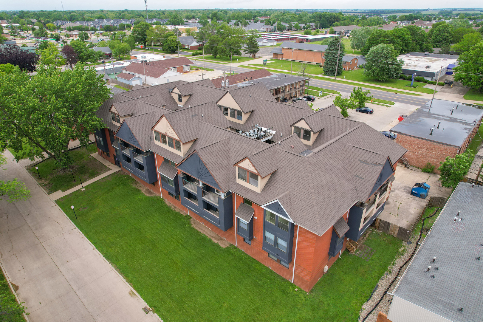 Property Photo: 2008 Vawter Street 201 IL 61801