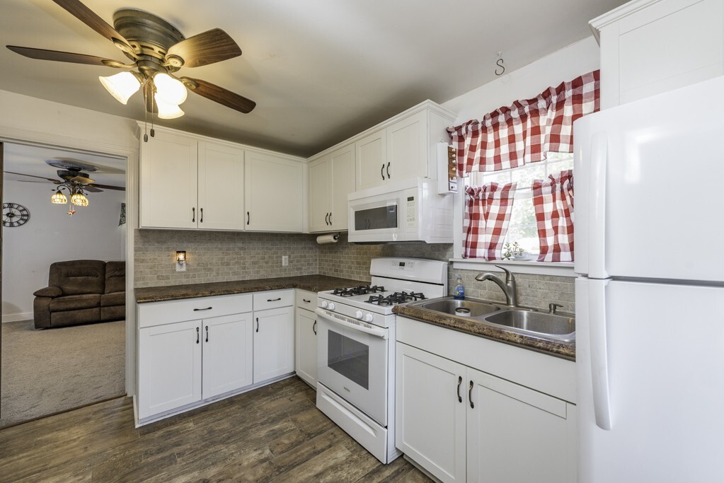 Property Photo: 10415 W Ames Avenue IL 60087