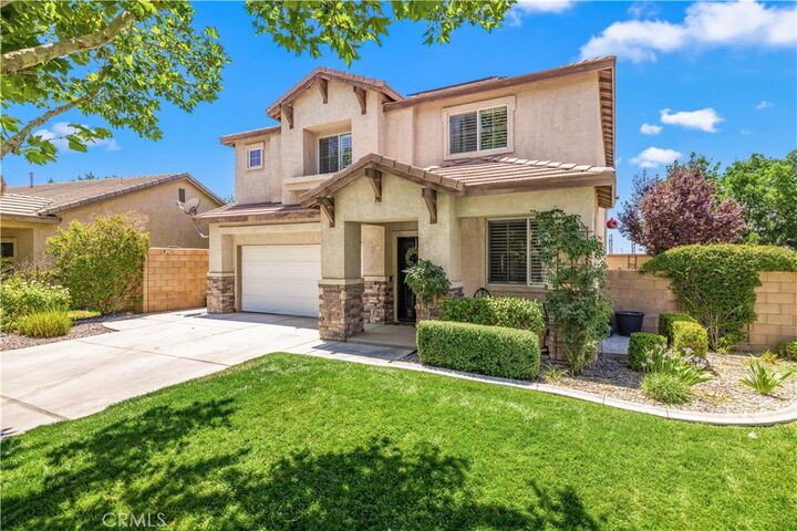 Property Photo: 45749 21st Street W CA 93536