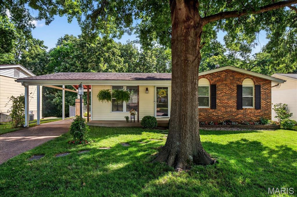 Property Photo: 1821 San Luis Rey Parkway MO 63026