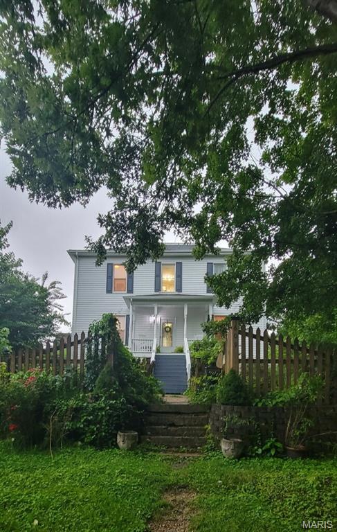 Property Photo: 609 W Clement Street MO 63020