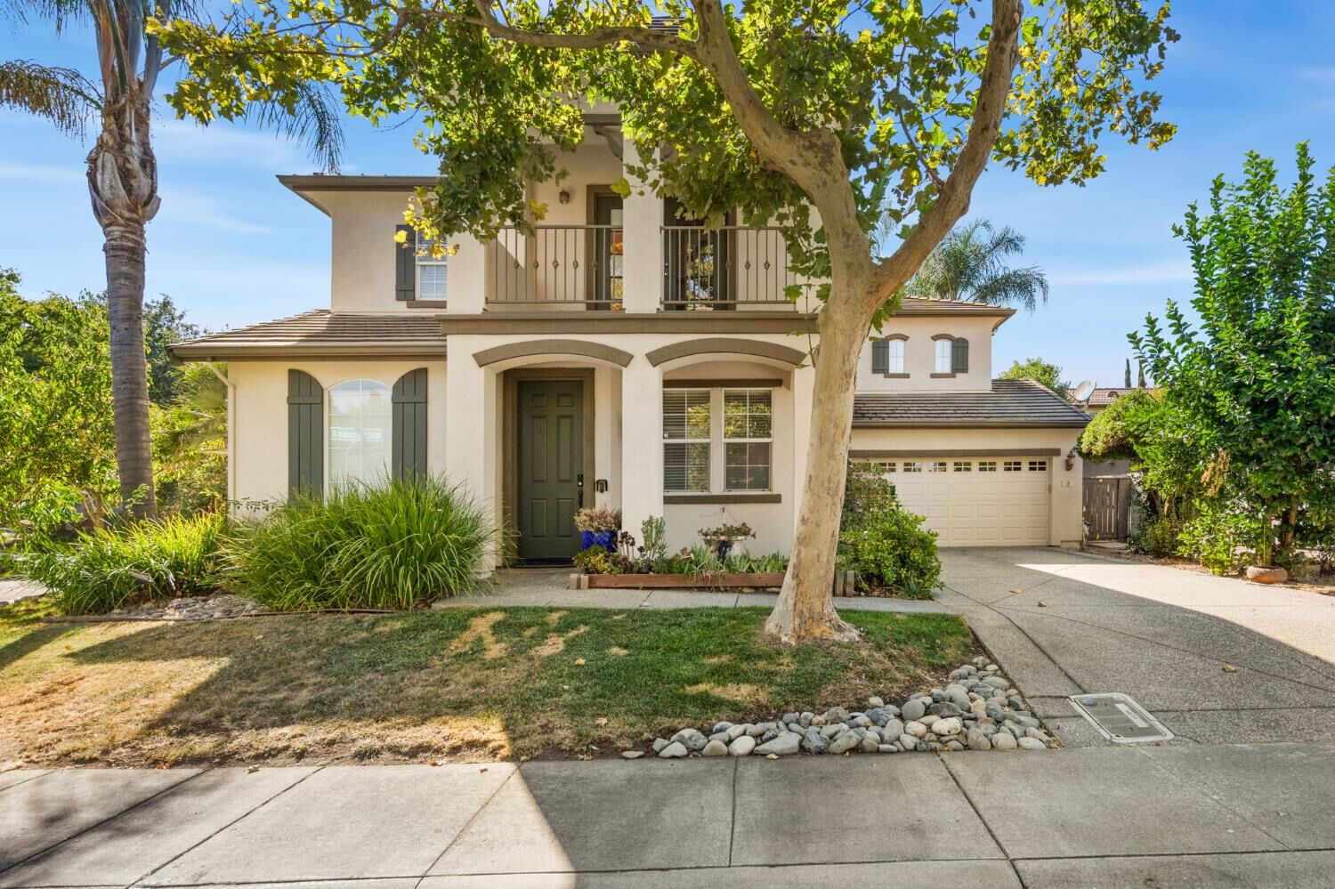 Property Photo:  3 Michelson Court  CA 95835 