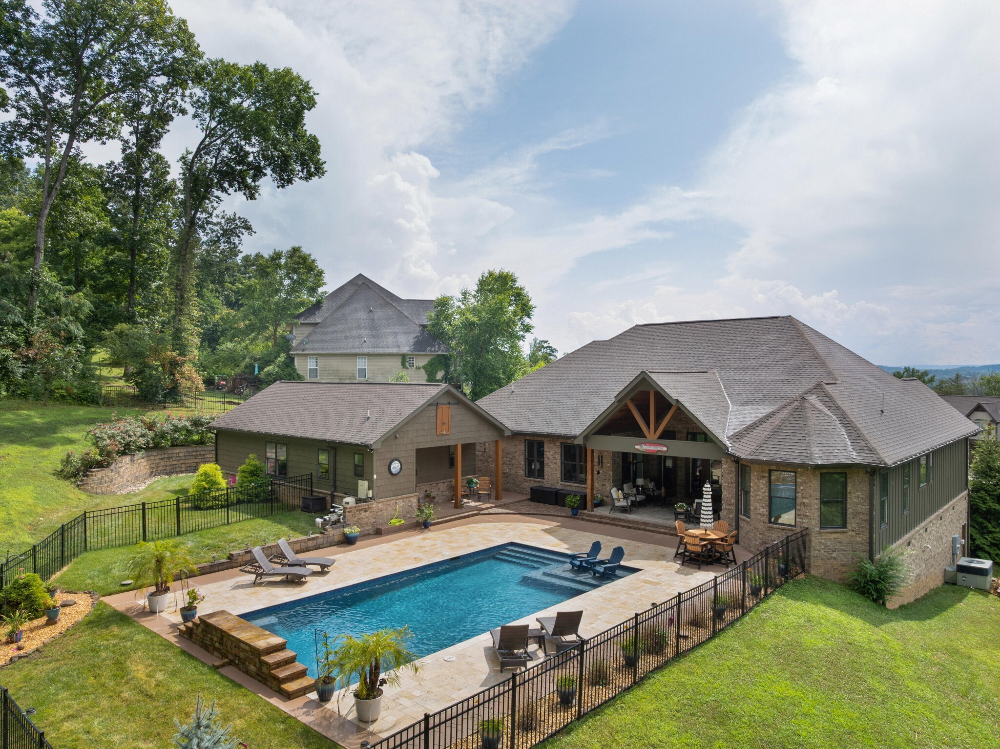 Property Photo: 9047 Sunridge Drive TN 37363