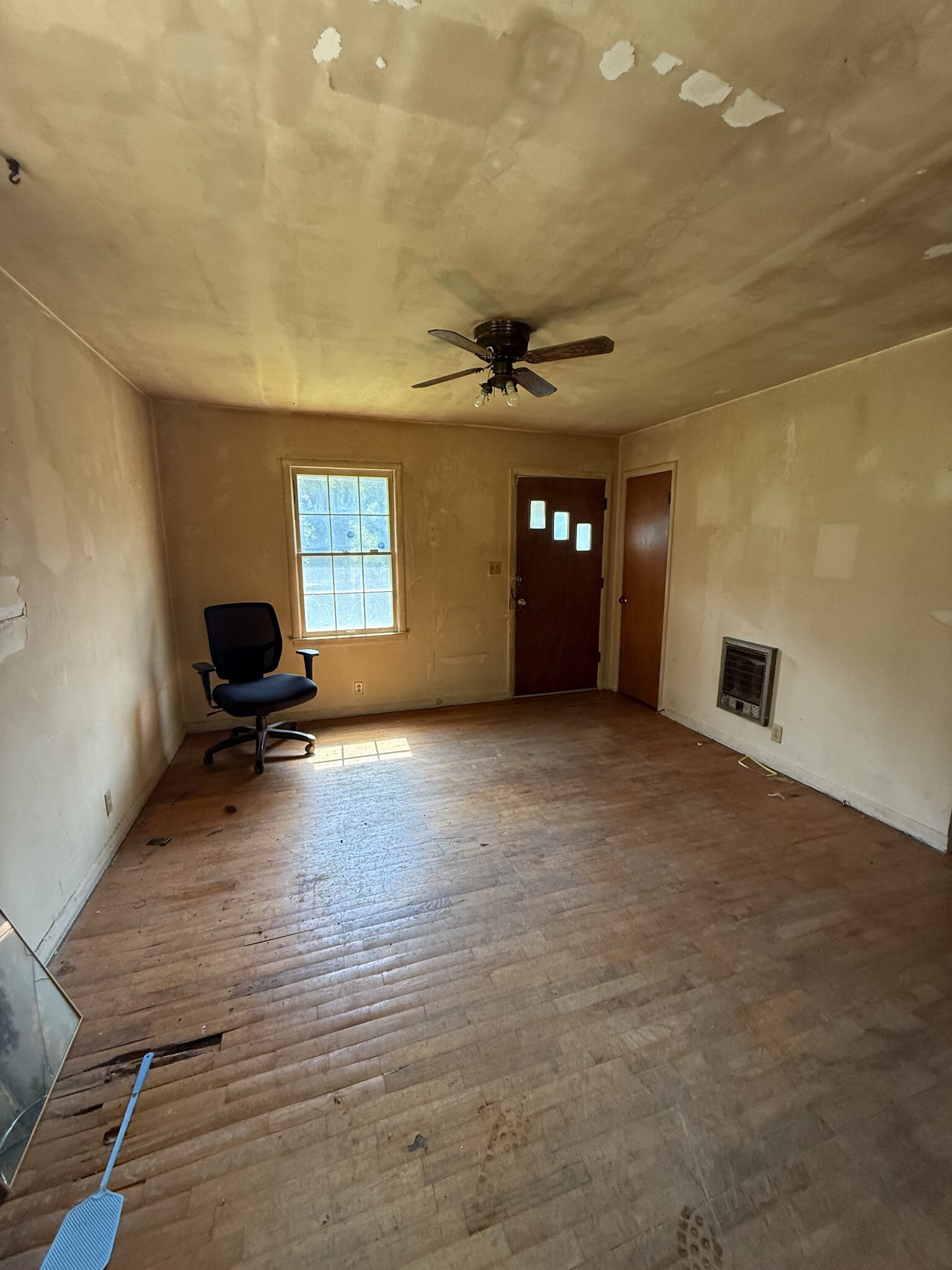 Property Photo: 110 S Oak Dr TN 38450