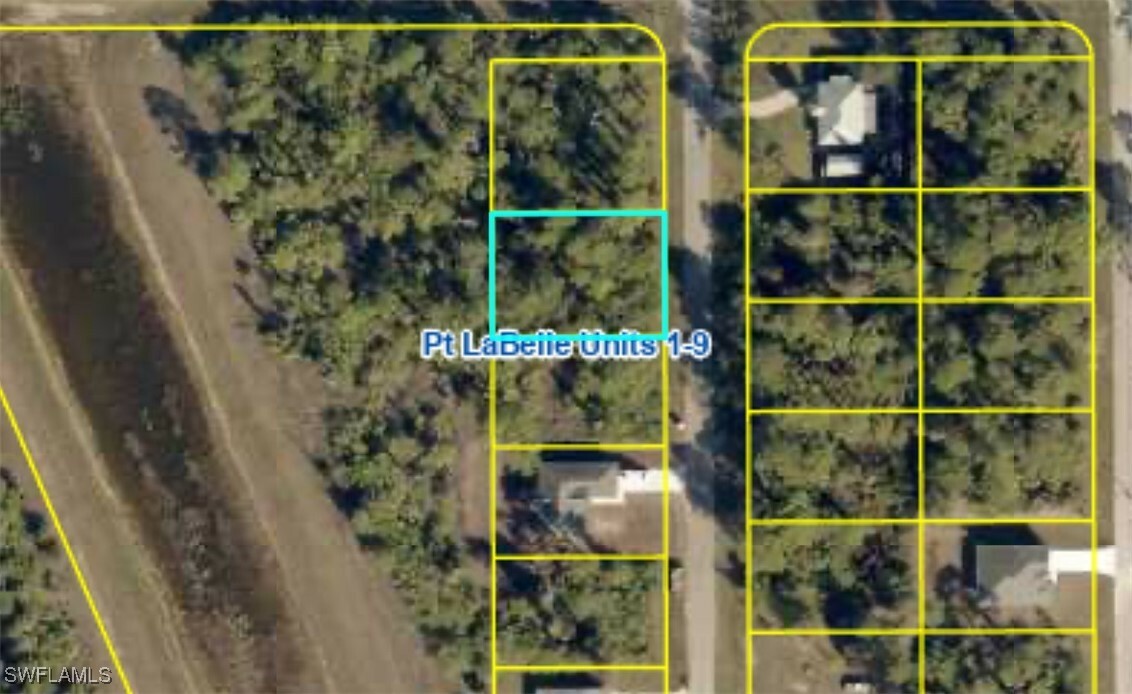 Property Photo: 6019 Kumquat Circle FL 33935
