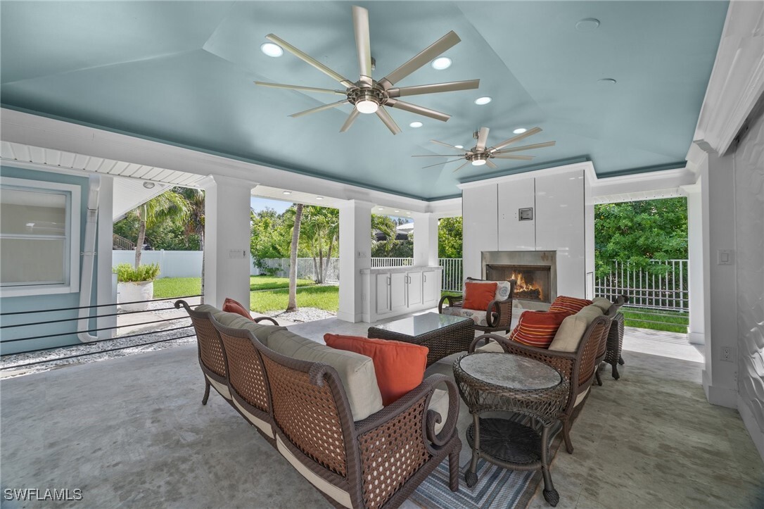 Property Photo: 27296 Buccaneer Drive FL 34135