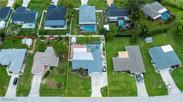 Property Photo:  322 SW 28th Terrace  FL 33914 