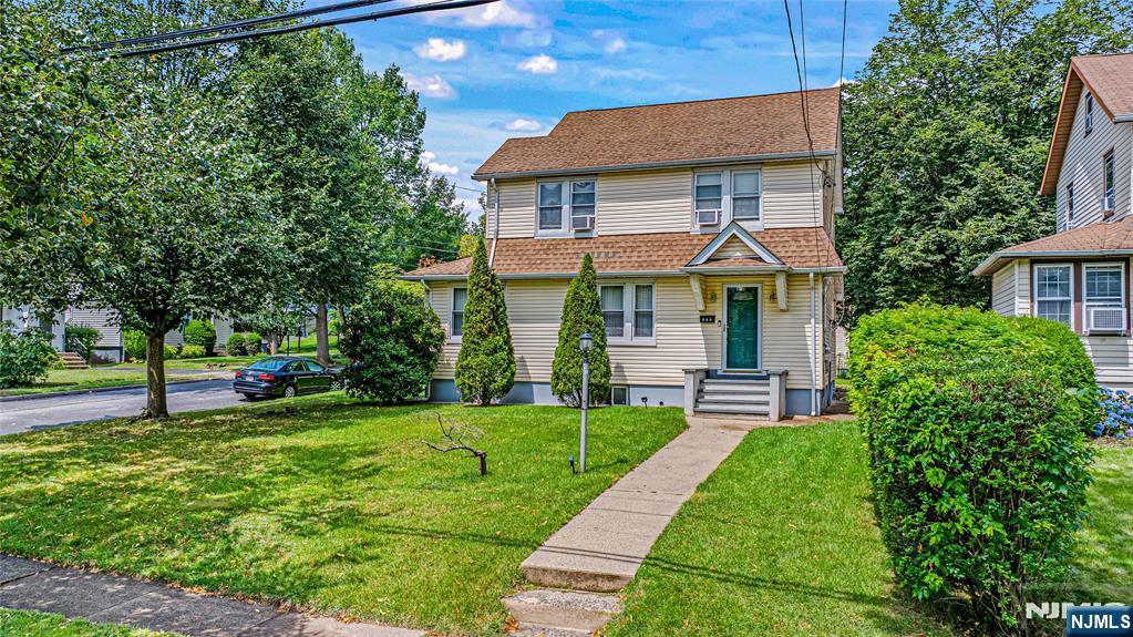 Property Photo:  620 Chestnut Avenue  NJ 07666 