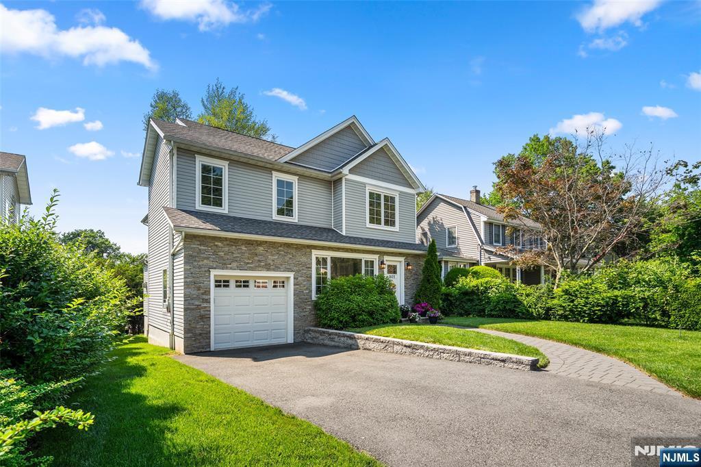 801 Bogert Road  River Edge NJ 07661 photo