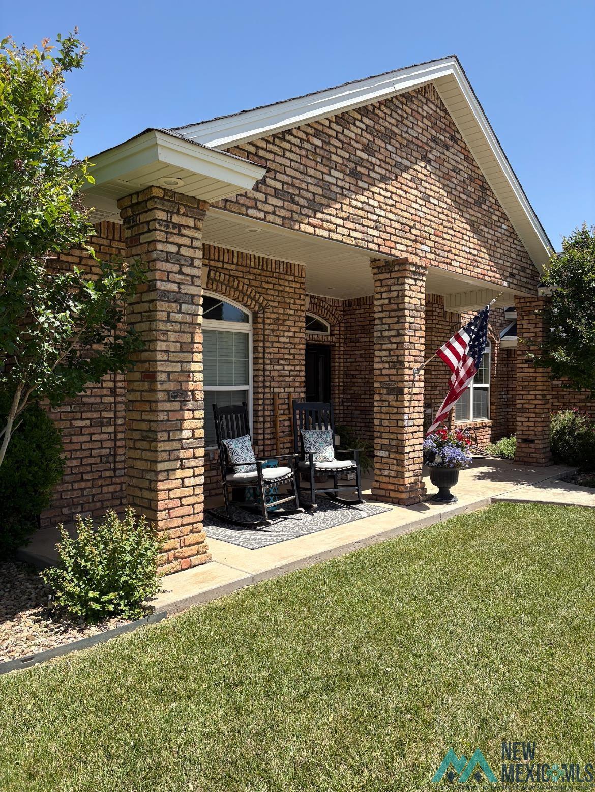 Property Photo: 128 Sandpiper Court NM 88101