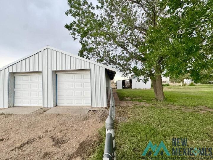 Property Photo:  1411 McFarland Road  NM 88220 