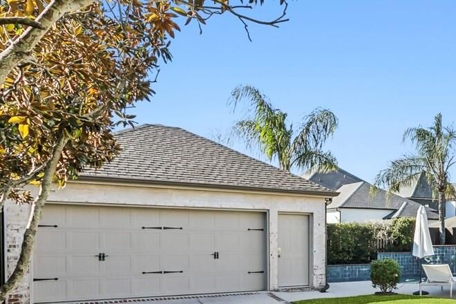 Property Photo:  1456 Cherokee Avenue  LA 70005 