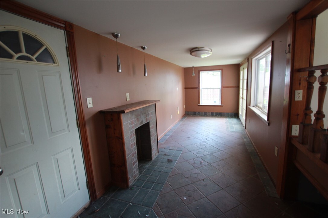 Property Photo:  265 W Maryland Avenue  OH 44672 