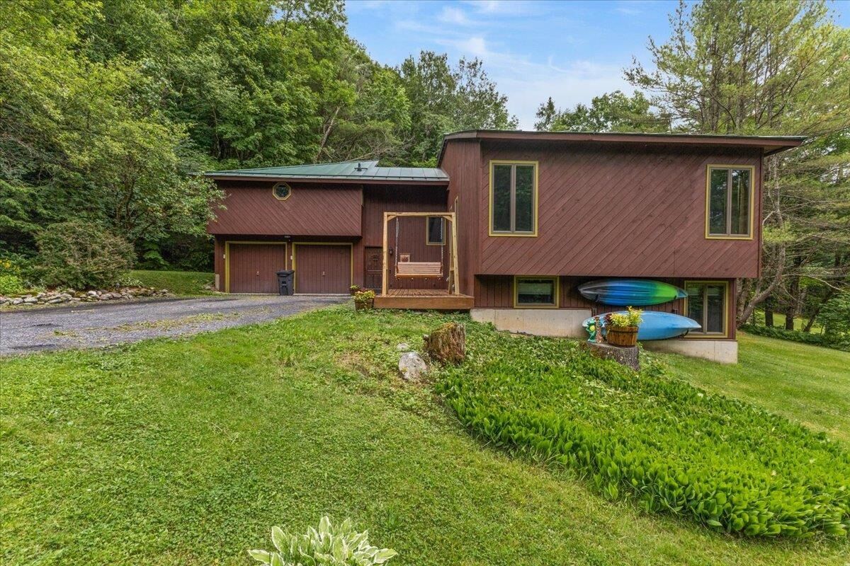 Property Photo: 4 Forest Lane VT 05494