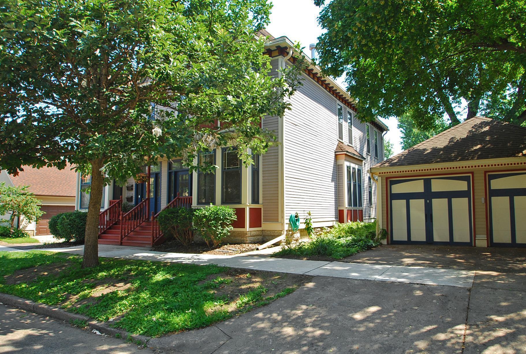 Property Photo: 214 Mackubin Street MN 55102