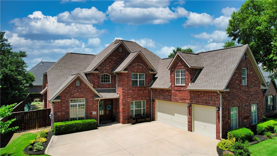 Property Photo:  5000 SW Blaire Mont Road  AR 72713 